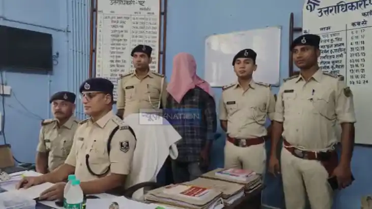 Bihar Crime:देसी कट्टा कमर में, डांस सड़क पर, गैंगस्टर स्टा Bihar Crime:देसी कट्टा कमर में, डांस सड़क पर, गैंगस्टर स्टा