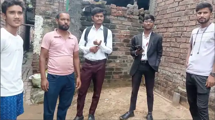 bihar news - सिर्फ 100 रुपए शुल्क लेकर बांटी जा रही नौकरी, क bihar news - सिर्फ 100 रुपए शुल्क लेकर बांटी जा रही नौकरी, क