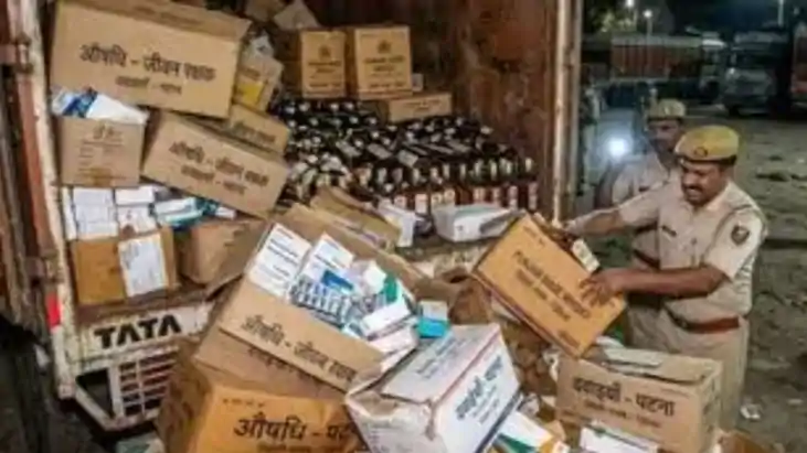 कोडीन सिरप से लेकर नशीले इंजेक्शन तक... पटना में करोड़ों के 