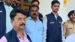 Aurangabad Bihar SI Held Red Handed Taking Rs 50 000 Bribe in Vigilance Trap