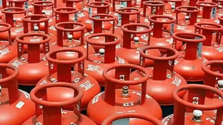 LPG Cylinder Price Cut Patna Gets New Rates 192 Drop