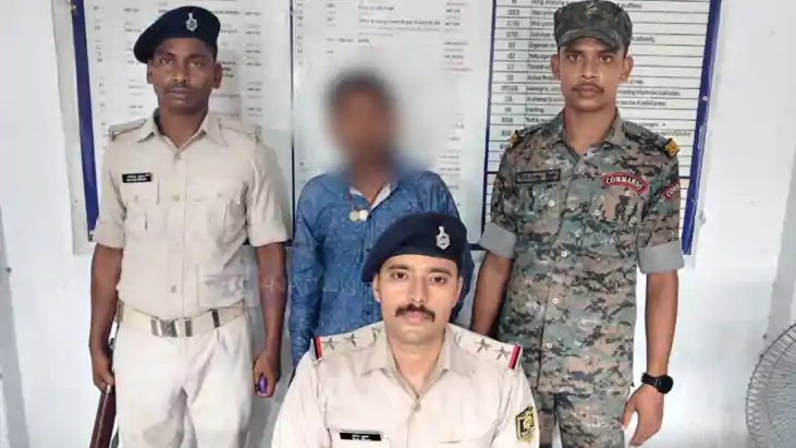 Bhojpur Police Arrest Youth With Illegal Country Made Pistol