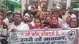 निजी क्लीनिकों पर छापेमारी के विरोध में चिकित्सकों का फूटा गुस्सा, निकाला कैंडल मार्च