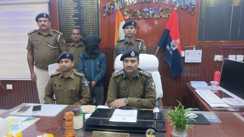 Bihar Crime: शिवहर पुलिस ने तस्कर को धर-दबोचा, गांजा के साथ और स्कूटी बरामद, धंधेबाजों में हड़कंप