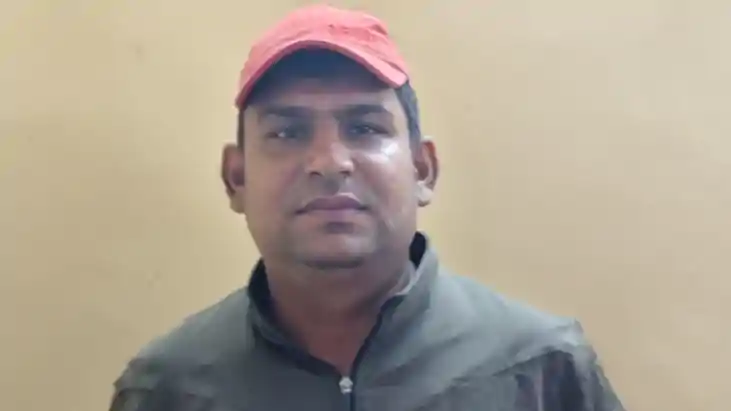 एसटीएफ ने 12 साल से फरार मोस्टवांटेड अपराधी 'गोलू पंडित' को 