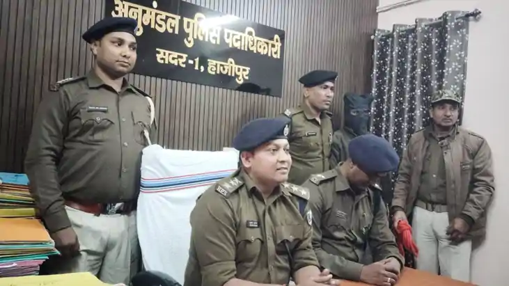 Bihar News : नशे की सनक में पति बना हैवान, पत्नी के सिर में 