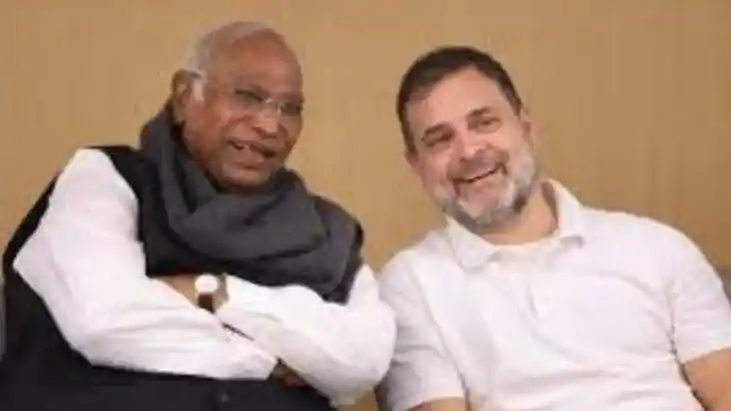 Congress Faces Crisis