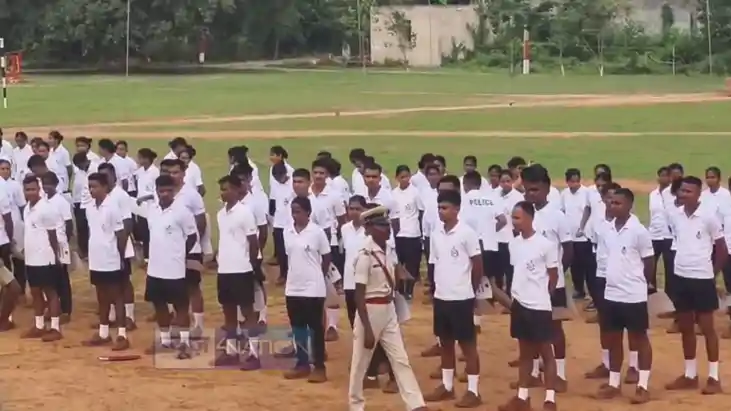 पुलिसकर्मियों को मिला नियुक्ति पत्र पुलिसकर्मियों को मिला नियुक्ति पत्र