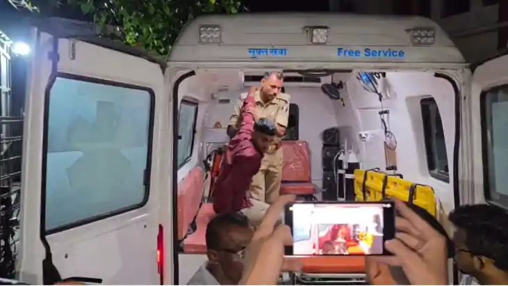 Bihar Crime News : गोपालगंज में पुलिस ने कुख्यात अपराधी का क