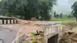 Bihar culvert collapsed - एक बारिश भी पार नहीं कर पाई दो महीने पहले बना आरसीसी पुलिया, सड़क का एक हिस्सा भी बह गया, ठेकेदार ने कर दिया खेला