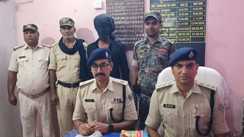 Bihar News : गया पुलिस को मिली बड़ी कामयाबी, टॉप-10 में शामिल 50 हजार के इनामी बदमाश को किया गिरफ्तार, होमगार्ड अभ्यर्थियों से की थी लूटपाट