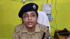 Bihar News : बेतिया में पुलिस टीम से उलझे दो दर्जन से अधिक युवक, जमकर की नारेबाजी, थानाध्यक्ष ने 5 युवकों पर दर्ज कराया एफआईआर 