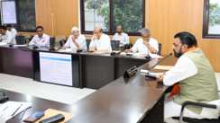 Bihar News : मुख्यमंत्री सम्राट चौधरी ने की 11 सैटेलाइट टाउन परियोजनाओं की समीक्षा, अधिकारियों को दिए कई निर्देश