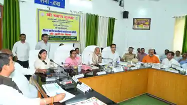 Bihar News : मोतिहारी में प्रभारी मंत्री श्रवण कुमार की अध्यक्षता में हुई 20 सूत्री की बैठक, सैटेलाइट सिटी बनाने की उठी मांग