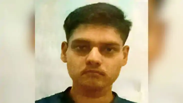 12th grade student shoots himself 