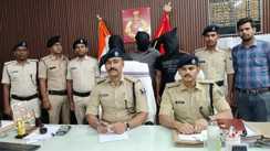 मुजफ्फरपुर में 'डिजिटल अरेस्ट' गिरोह का पर्दाफाश: CBI अधिकारी बन रिटायर्ड कर्मी से की थी 17 लाख की ठगी, 3 गिरफ्तार