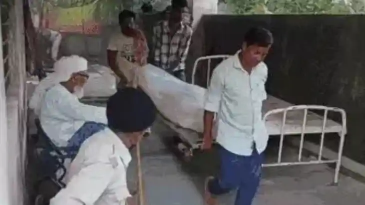 सीवान में बंद शुगर मील से मिला चरवाहे का शव,शरीर पर मिले चाक