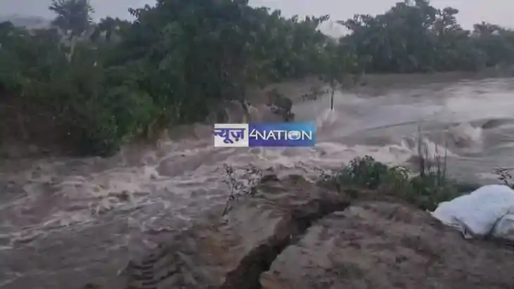 Gandak Pressure Breaches Saran Embankment