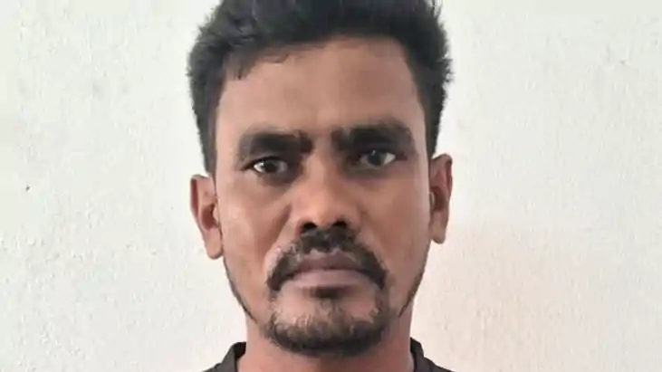 Bihar News : बिहार एसटीएफ की टीम ने एक लाख के इनामी मनोज सदा Bihar News : बिहार एसटीएफ की टीम ने एक लाख के इनामी मनोज सदा