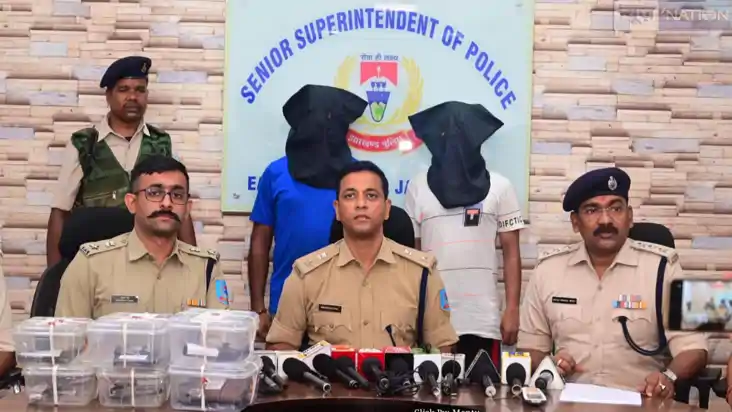 Jharkhand News: जमशेदपुर में दो शातिर अपराधियों को पुलिस ने 