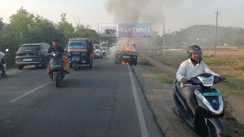 गयाजी में चलती स्कॉर्पियो में लगी आग