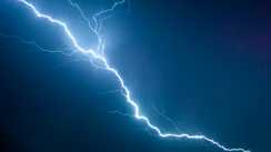 Weather News : अमेरिका में चमकी अबतक की सबसे लम्बी बिजली, लम्बाई जानकार आप भी हैरान रह जायेंगे, WMO ने की पुष्टि 