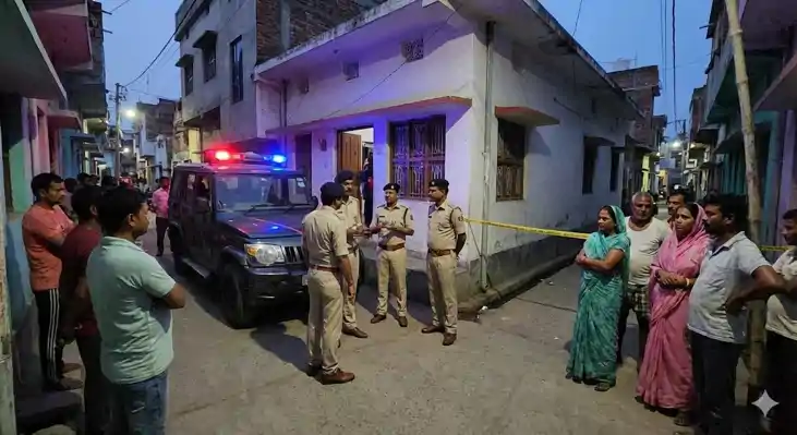 रेड लाइट एरिया गोलियों से गूंजा, फायरिंग में किशोर गंभीर रूप