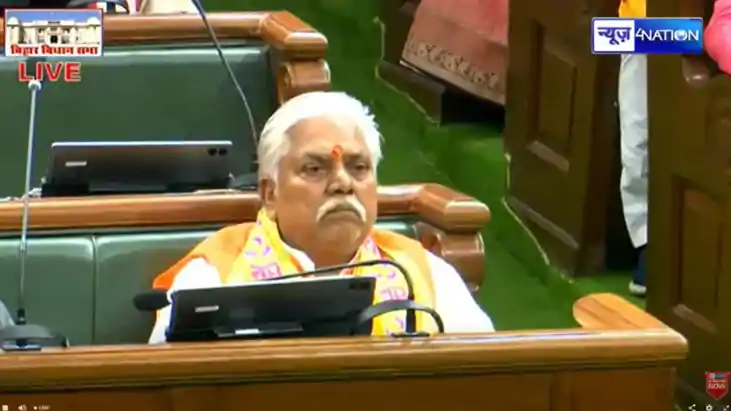 Bihar Vidhansabha Session : सीएम नीतीश ने स्पीकर प्रेम कुमार