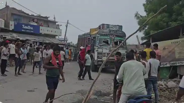 Bhojpur Road Accident 