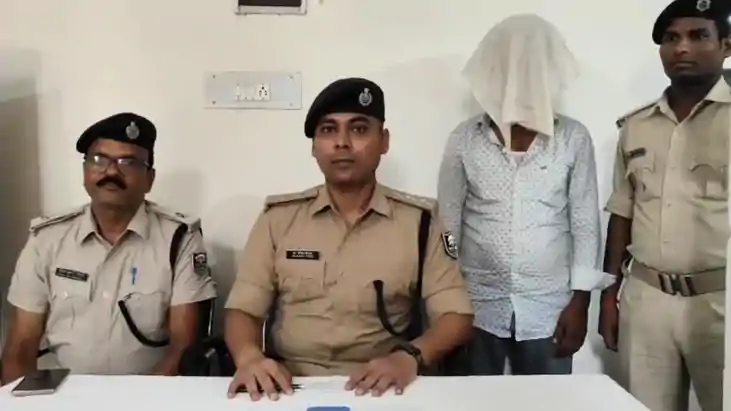 Bihar Crime News : गेमिंग एप के नाम पर साइबर ठगों ने शिक्षिक
