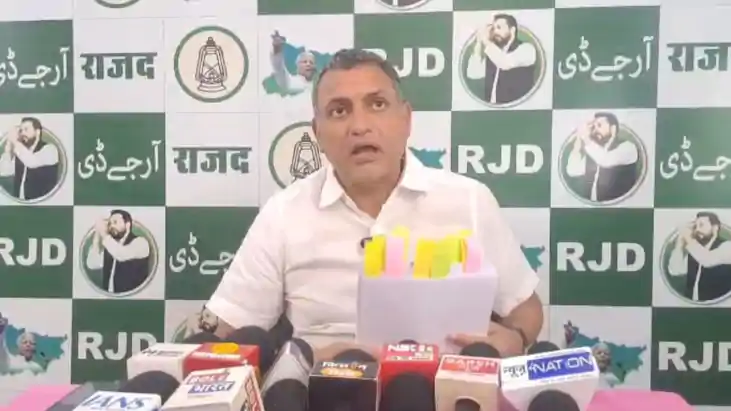 MP Sudhakar Singh showing documents of corruption in a press