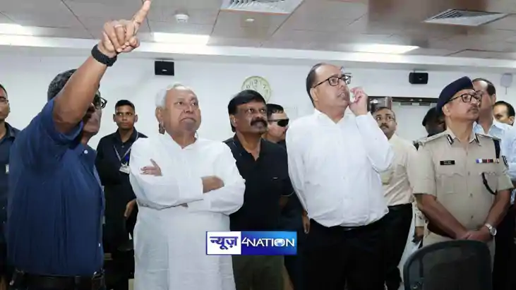 CM Nitish in disaster management departmen CM Nitish in disaster management departmen