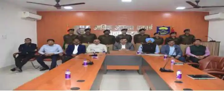 EOU में प्रशिक्षु IPS अधिकारियों की पाठशाला, आर्थिक और साइबर