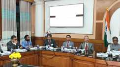 Bihar News : मुख्य सचिव प्रत्यय अमृत ने NDC के अंतरराष्ट्रीय दल के सामने पेश की विकास की तस्वीर, कहा औद्योगिक क्षेत्र में बड़ी छलांग लगाने को तैयार है बिहार 