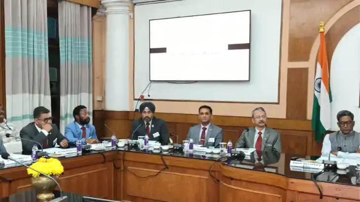 Bihar News : मुख्य सचिव प्रत्यय अमृत ने NDC के अंतरराष्ट्रीय