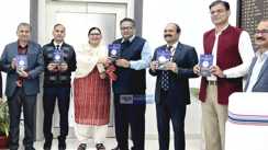 मार्गदर्शिका पुस्तक का विमोचन