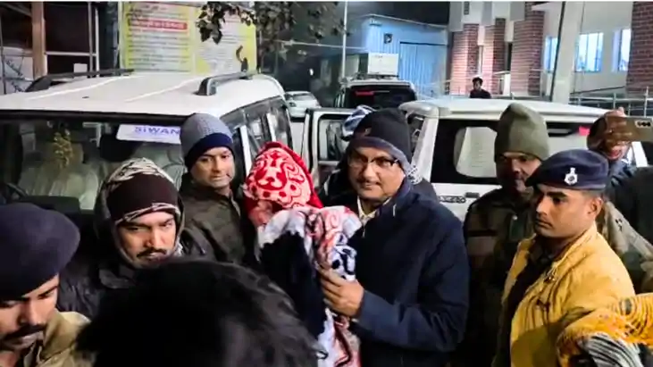 Bihar News : कड़ाके की ठंड में राहत, गोपालगंज DM ने सदर अस्प