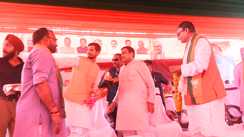 Bihar Election 2025 : तरारी में केंद्रीय मंत्री नितिन गडकरी ने चुनावी सभा को किया संबोधित, कहा-विशाल प्रशांत को जिताईए, हम पर छोड़ दीजिये विकास की जिम्मेवारी