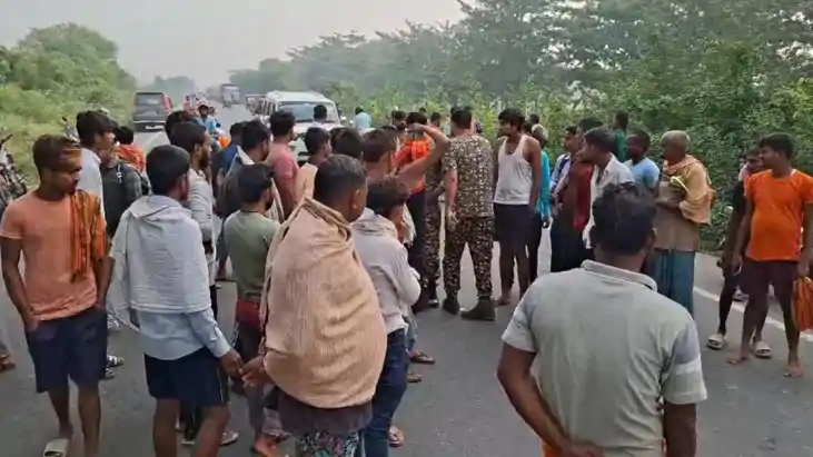 Bihar News: नालंदा में सड़क पर मातम,  बाइक सवार पिता-पुत्र-प