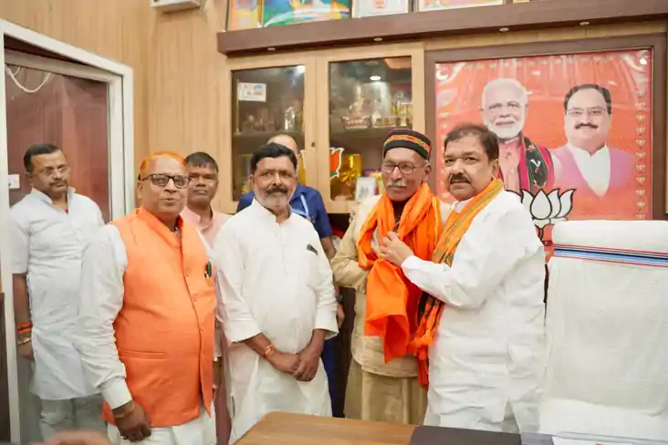 बिहार चुनाव की तारीख घोषित होने के ठीक पहले भाजपा ने तेजस्वी
