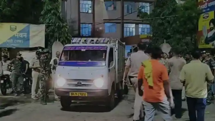 Bihar Crime: भाई ने हीं खेली भाई के साथ खून की होली, गोलियों