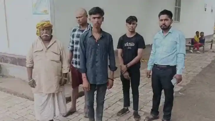 Bihar Road Accident:दुर्गा पूजा घूमकर लौट रहे युवक की दर्दना