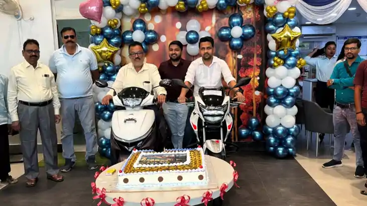 Deni TVS :  देनी टीवीएस पटना की 34वीं वर्षगांठ पर भव्य कार्य