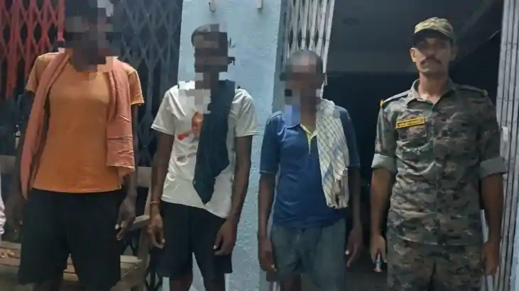 Bihar News : गयाजी में अवैध शराब के खिलाफ पुलिस की बड़ी कार् Bihar News : गयाजी में अवैध शराब के खिलाफ पुलिस की बड़ी कार्