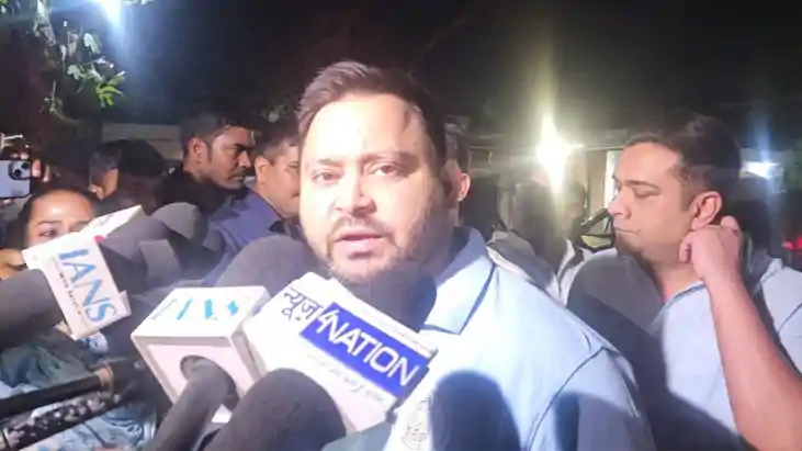 तेजस्वी का हमला: 'बिहार में विकास ठप और मंत्रियों के मन में 