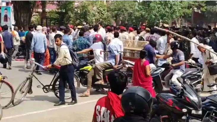 Clash before VP visit youth run over protests 