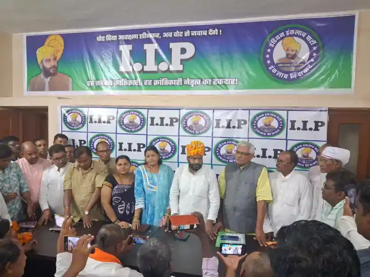 Bihar politics - एनडीए या महागठबंधन, किसकी तरफ जाएगा पान समा Bihar politics - एनडीए या महागठबंधन, किसकी तरफ जाएगा पान समा