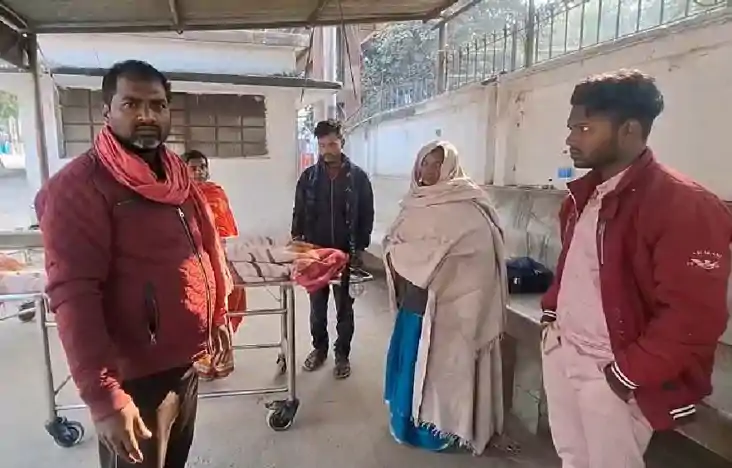 तेज रफ्तार अज्ञात वाहन ने बाइक सवार मजदूर को रौंदा, इकलौते  