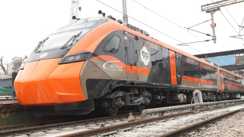 वंदे भारत स्लीपर में यात्रियों के गुस्से और राजनीतिक विवाद के आगे झुका IRCTC; मेन्यू में बड़ा बदलाव, मिलेगा यह खास डिश