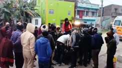 Bihar Road News : बेतिया के लौरिया में भीषण सड़क हादसा, अनियंत्रित ट्रक ने बाइक सवार युवक को रौंदा, मौके पर हुई मौत